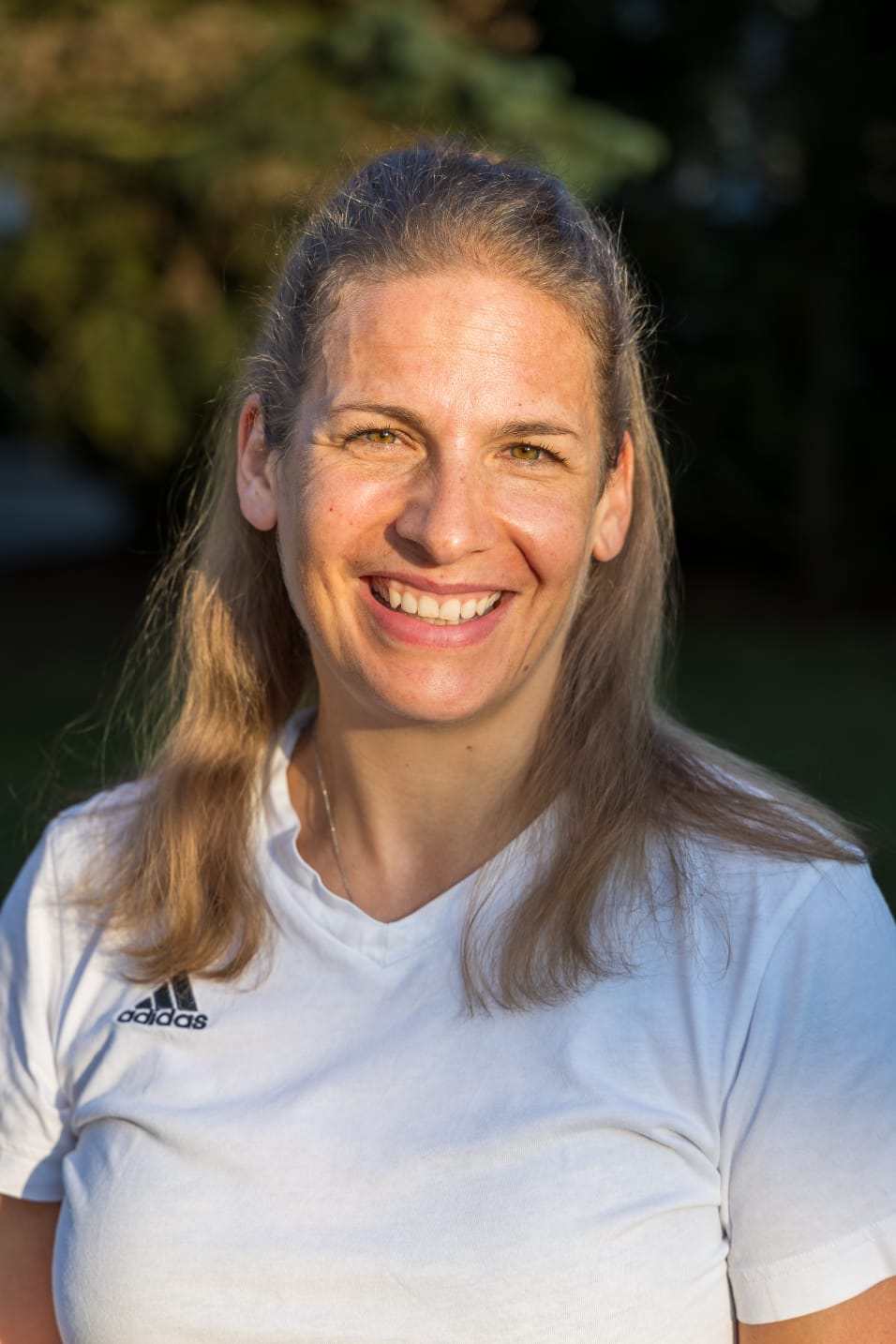 Elena König, Heilpraktikerin für Physiotherapie